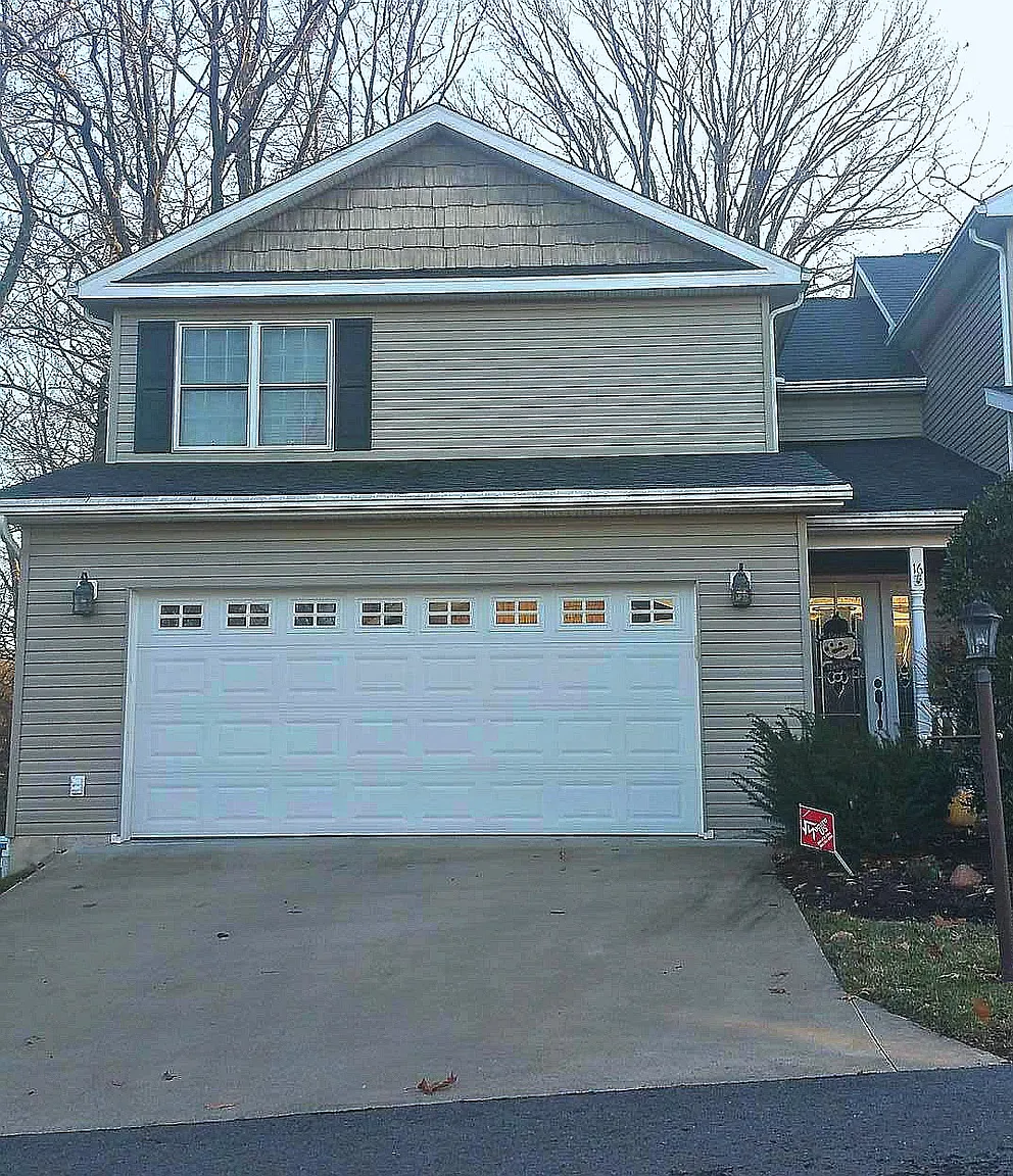 16 Kaylan Dr photo 1
