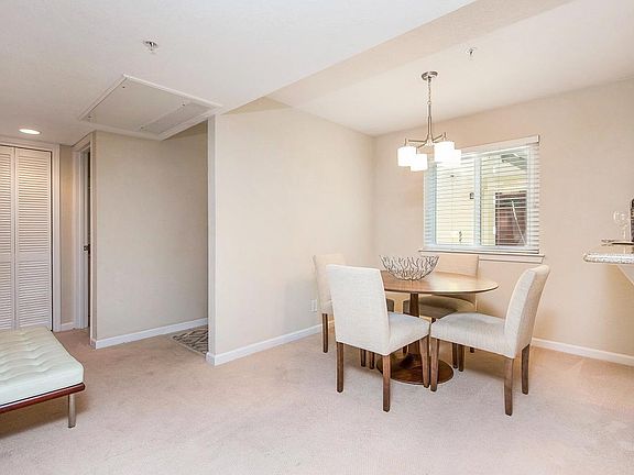 4th image of 212 Foss Creek Cir APT C