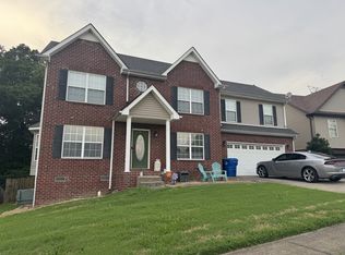 1816 Patricia Dr, Clarksville, TN 37040