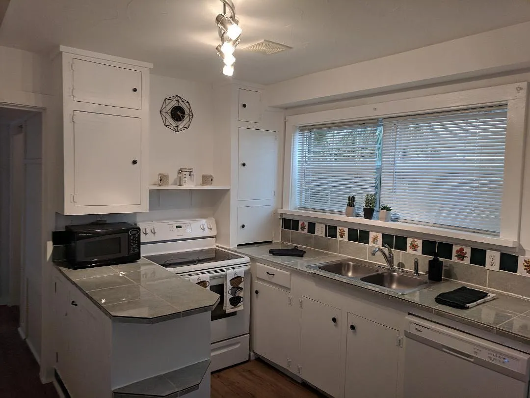 1 bed, 500 sqft, $1,675 — Photo 3