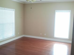 11 Oxford Dr, Hattiesburg, MS 39402