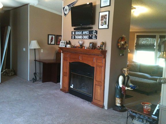 4th image of 101 Windfern Dr