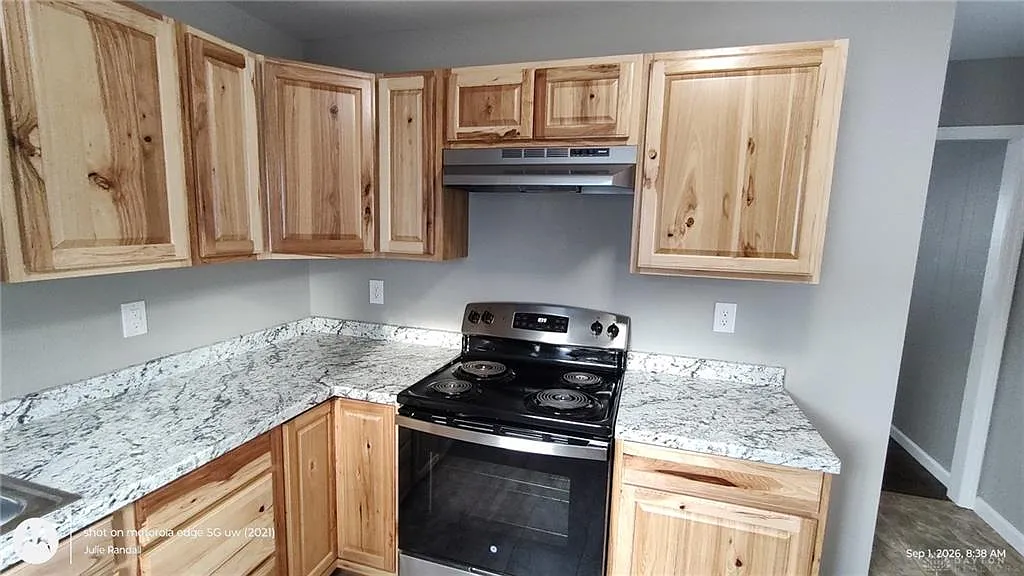 2 bed, 1.0 bath, 720 sqft, $1,400 — Photo 4