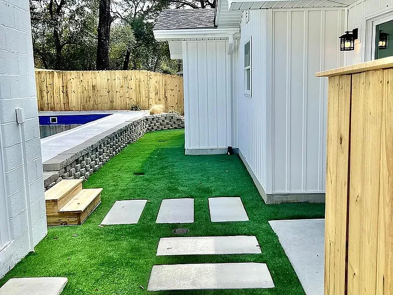 713 Cypress Dr — Photo 26