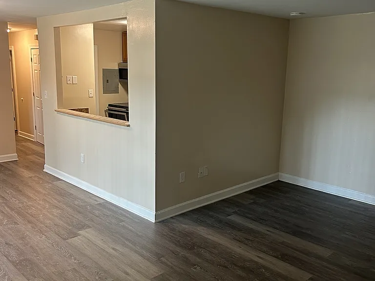 6310 Hil Mar Dr #3 — Photo 8