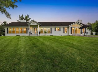 6000 Beverly Rd SW, Cedar Rapids, IA 52404