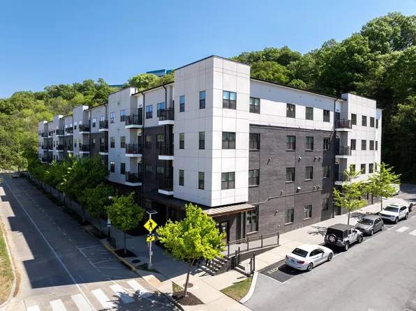 782 Riverfront Pkwy #208, Chattanooga, TN 37402