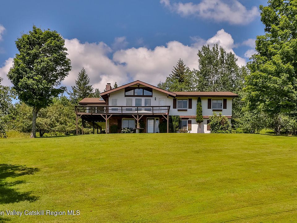 1st image of 37 Cambridge Heights Road