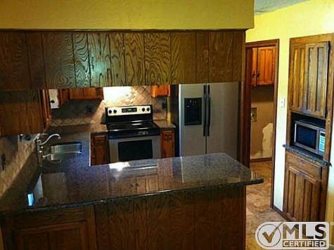 5th image of 8205 Timberlane Ct