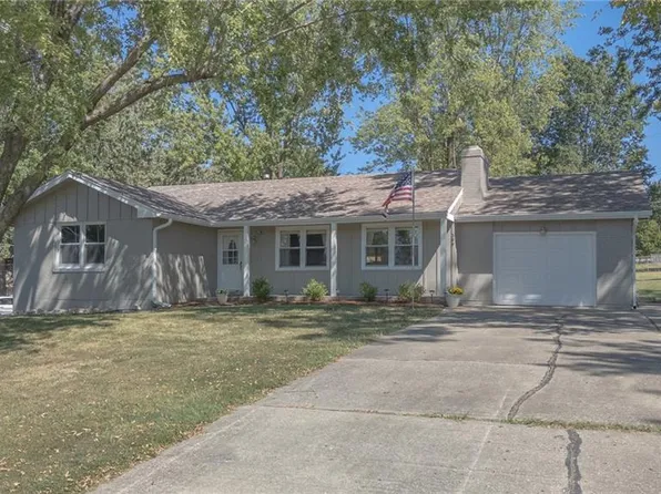 399 Lodwick Ln, Excelsior Springs, MO 64024