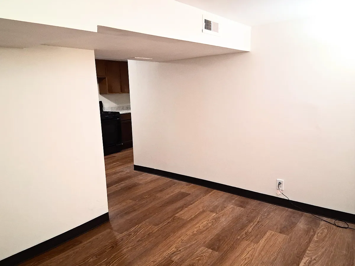 Building Photo - 3316 N Natchez Ave #1