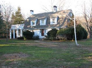 336 Briar Hill Rd, Groton, CT 06340