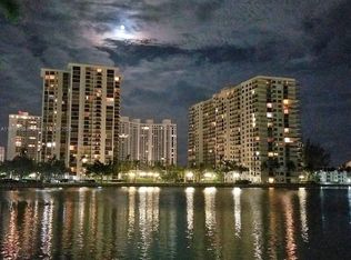 18151 NE 31st Ct APT 515, Aventura, FL 33160