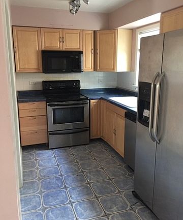 4th image of 1823 14th Ct