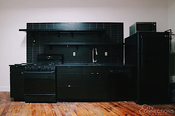 Rented by City Connections Realty | media 22