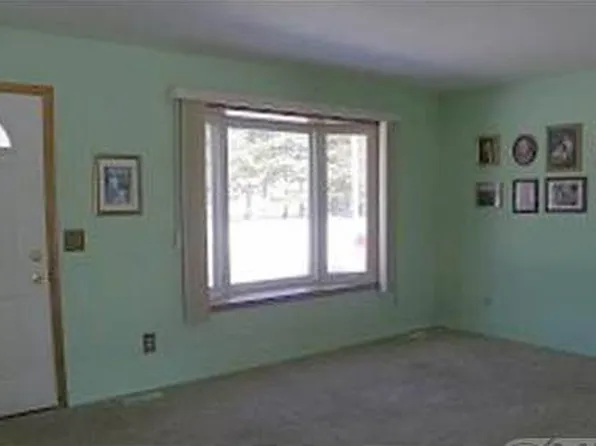 2354 Virginia Park Dr, Lapeer, MI 48446