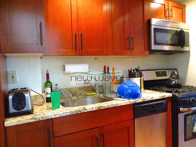 88 W Cedar St #7 — Photo 9
