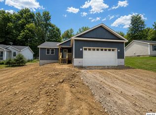 691 Daffodil Dr, Howard, OH 43028