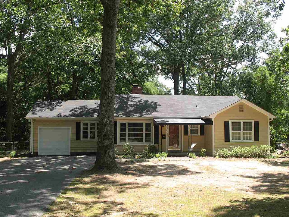 1st image of 391 Woodside Ln