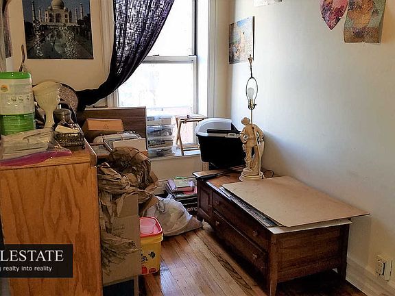 4th image of 535 Washington Ave APT 2