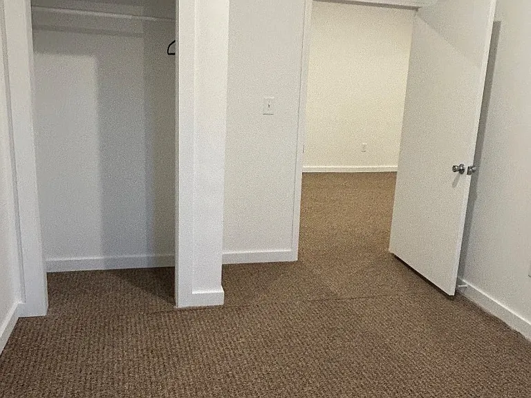 Unit Photo