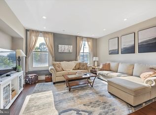 885 N 24th St, Philadelphia, PA