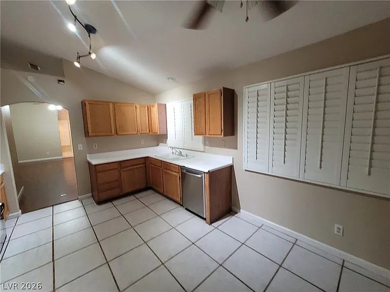 2458 Color Canyon Way — Photo 20