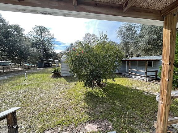 3rd image of 123 GLORIA Drive