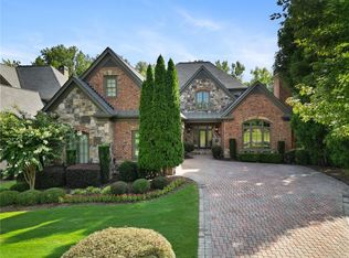 8160 Prestwick Cir, Duluth, GA 30097