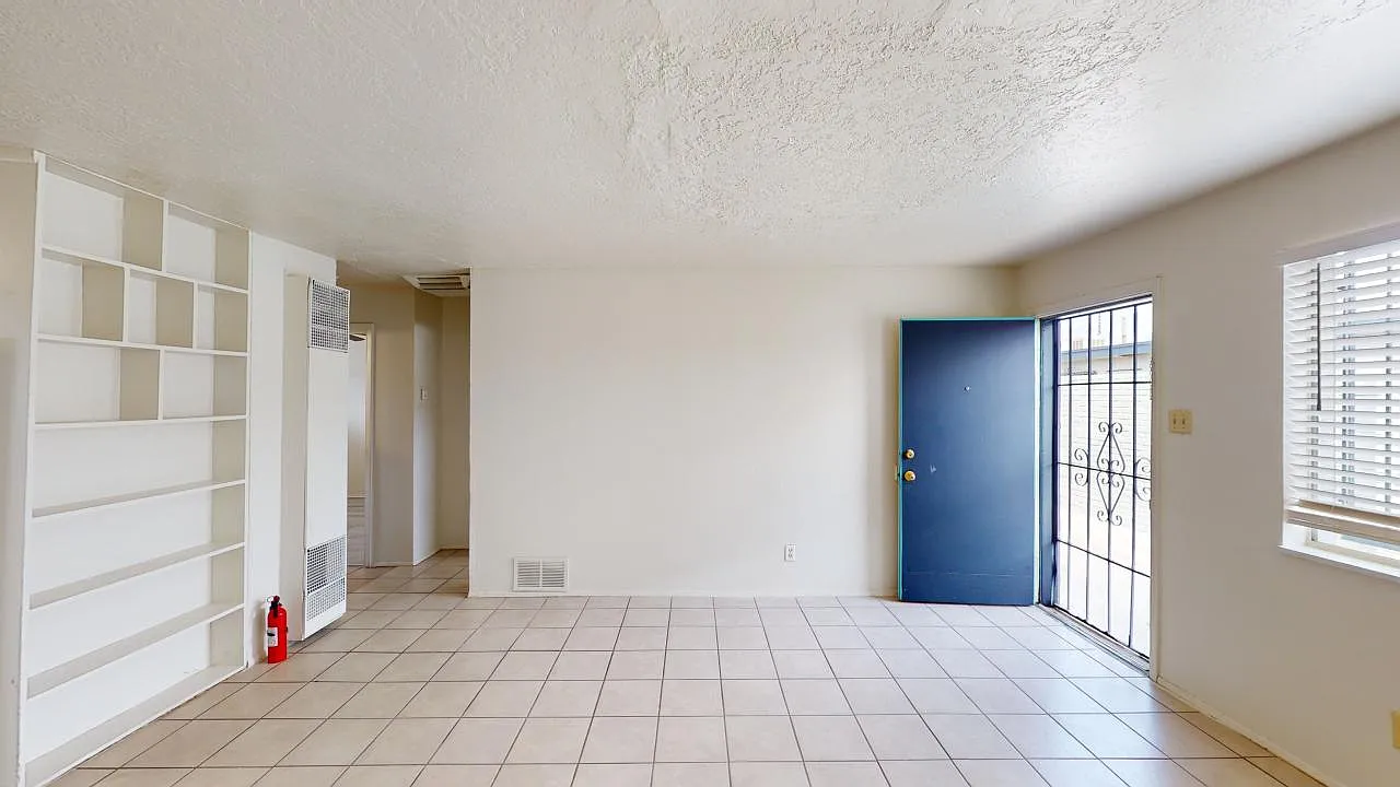 Quality, Remodeled 2 Bedroom Patio Apts. in South UNM — Photo 3