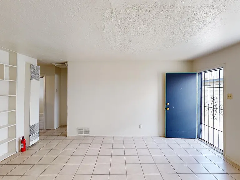 Renovated 2 Bedroom Patio Apts. in UNM South — Photo 3