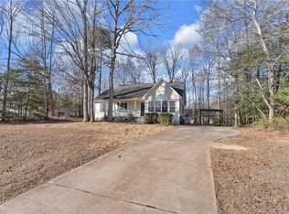 2403 Regency Dr, Randleman, NC 27317