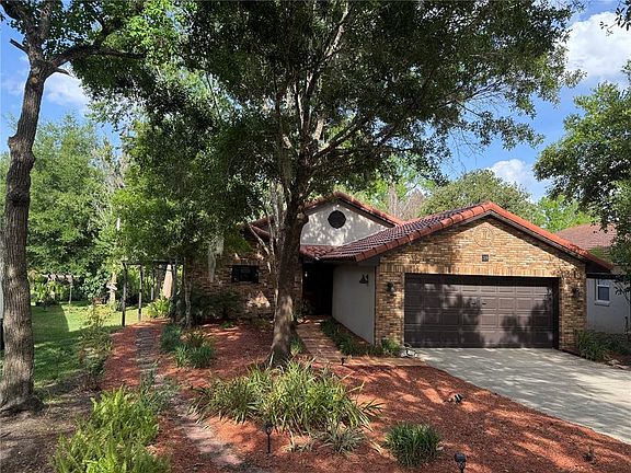 4th image of 39 Forest Ln