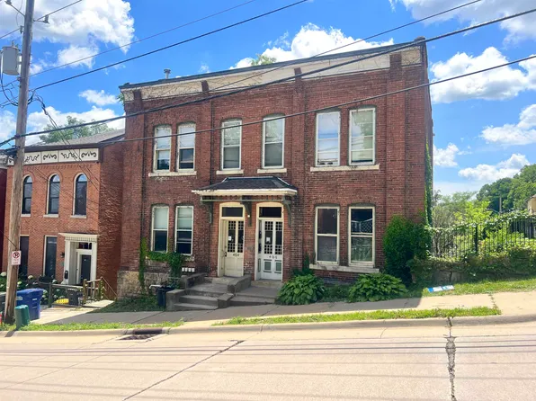 464 W 3rd St, Dubuque, IA 52001