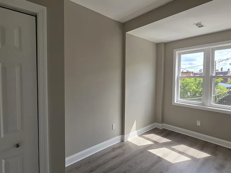 218 Dwight St #2 — Photo 16