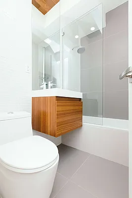 Rented by Nooklyn NYC LLC | media 70