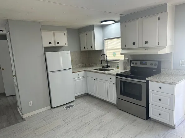 256 Queen Mary Loop, Lakeland, FL 33805