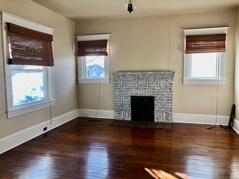112 N Bruffey St — Photo 8