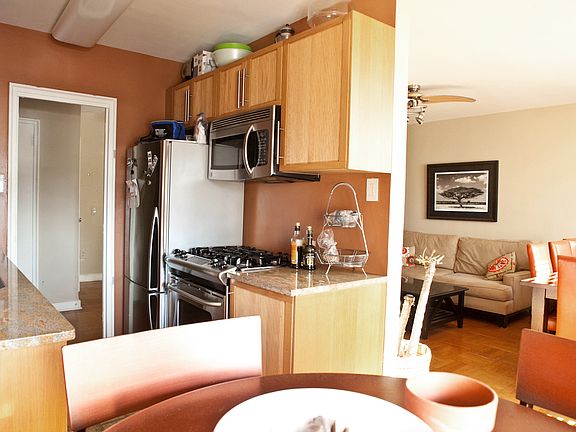 4th image of 2601 Pennsylvania Ave APT 1154