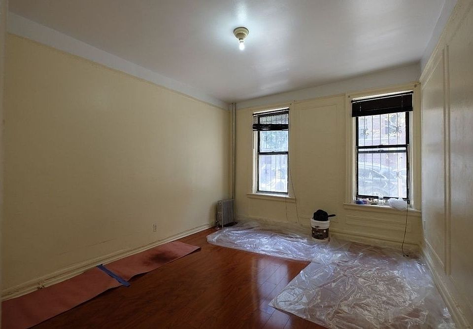2nd image of 665 W 160th St APT 1C