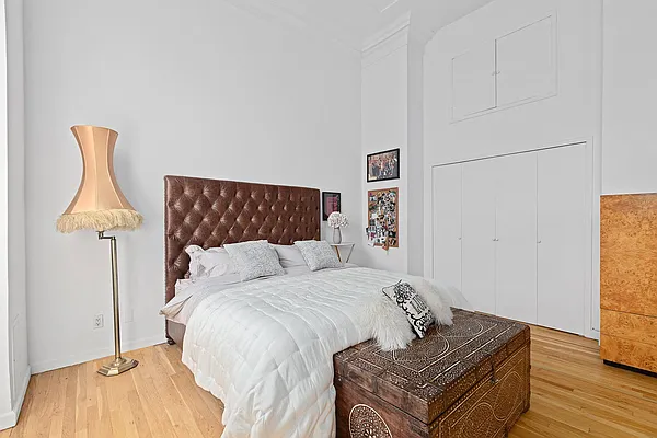 Rented by Keller Williams NYC | media 31