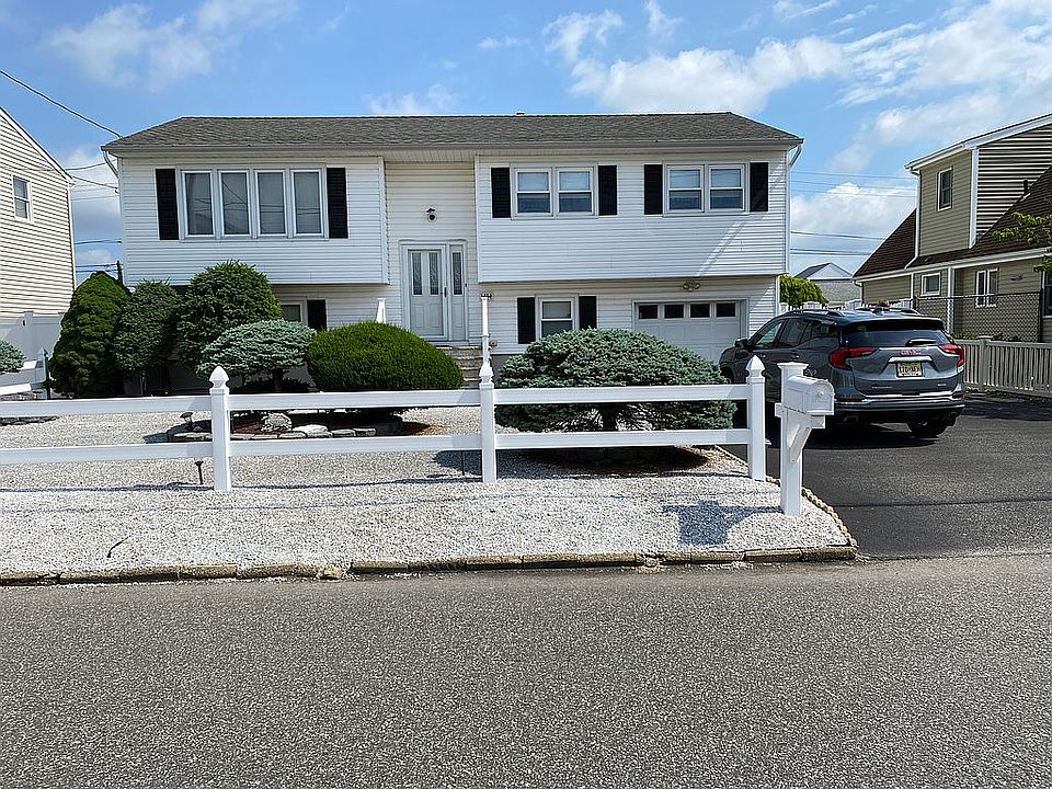 1st image of 3434 Bergen Ave