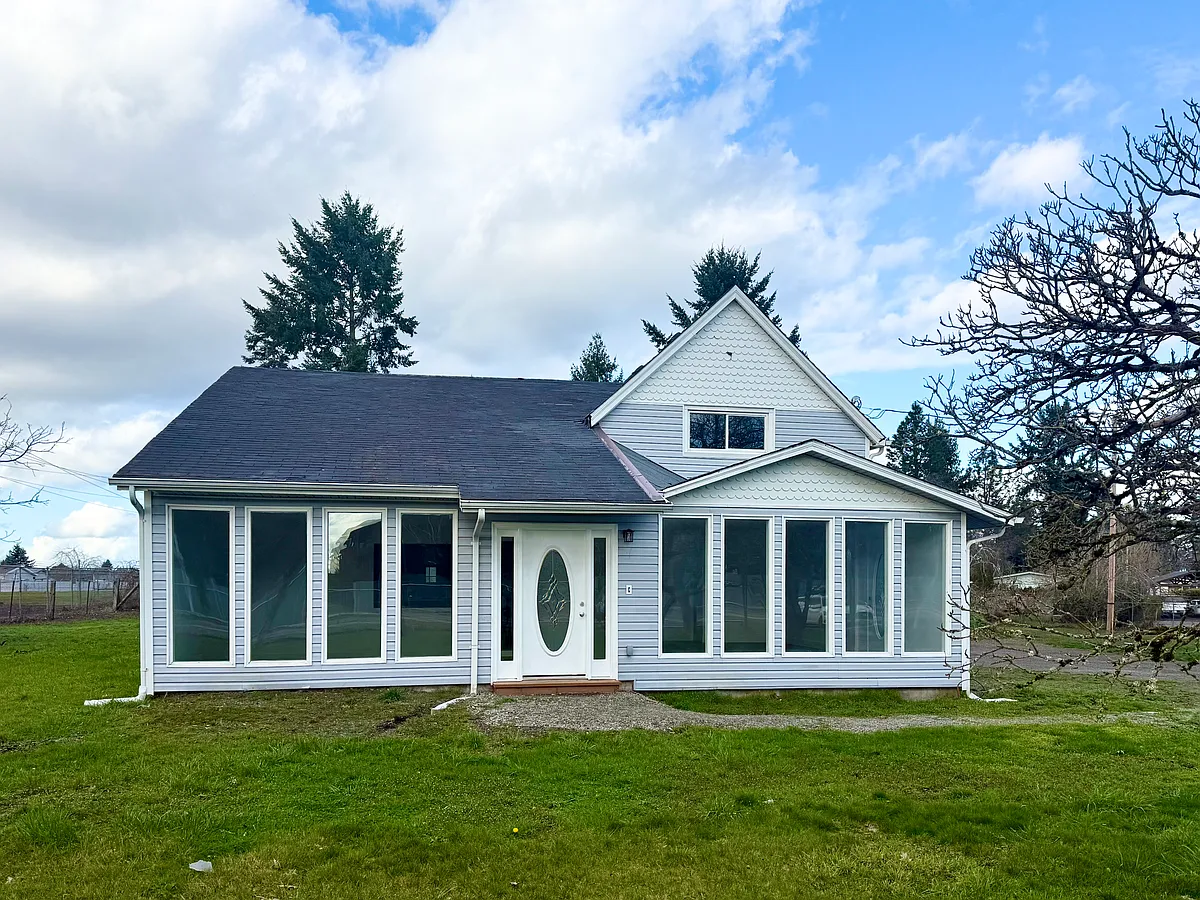Building Photo - 16702 SE 1st St