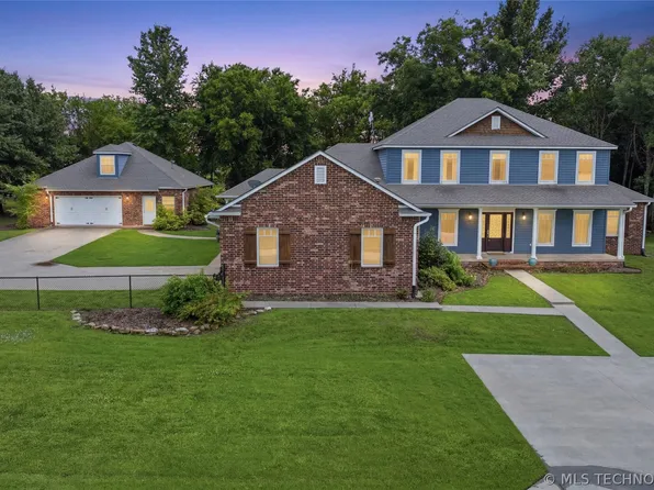 7952 N 71st East Ave, Owasso, OK 74055