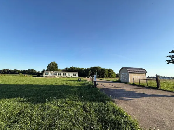 1397 Watts Rd, Trenton, KY 42286