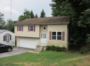 219 53rd St, Altoona, PA 16602