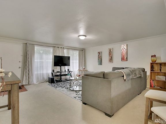 4th image of 240 S 152nd St APT 116