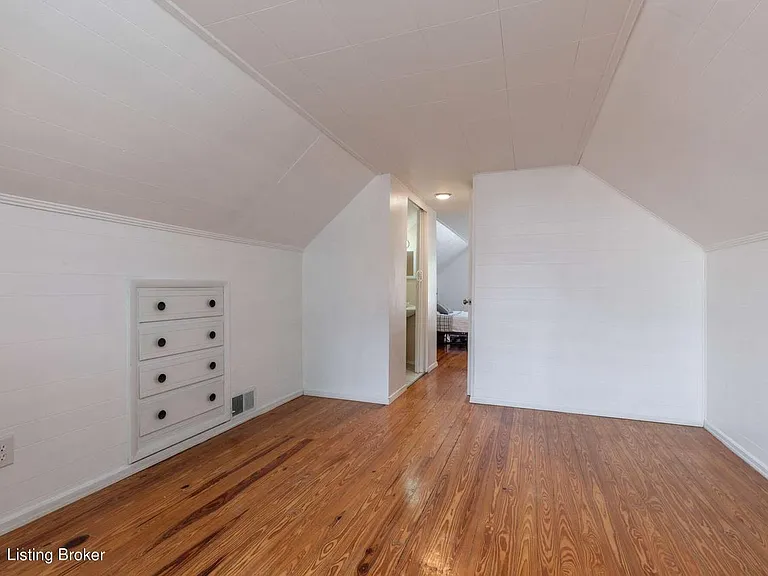 1625 Nightingale Rd — Photo 29