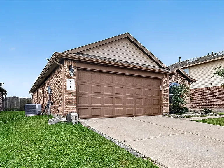 17711 Rose Summit Ln — Photo 3
