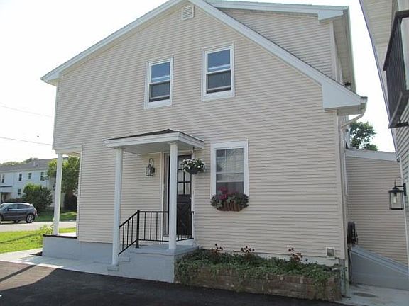 4th image of 12 Cypress Ave